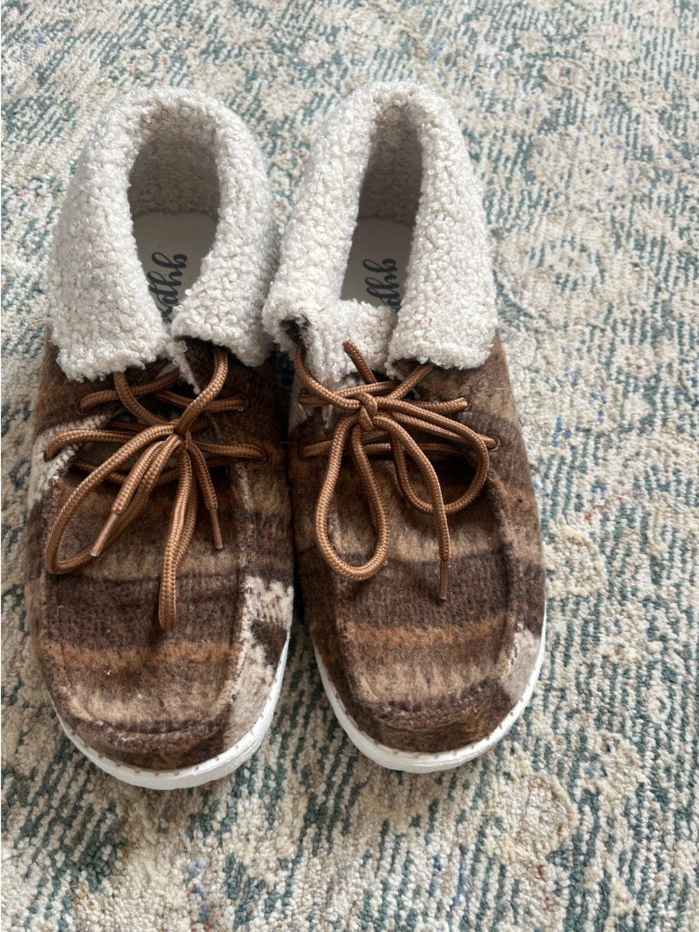Gypsy Jazz Cream Sherpa-Lined Plaid Moccasin Slippers